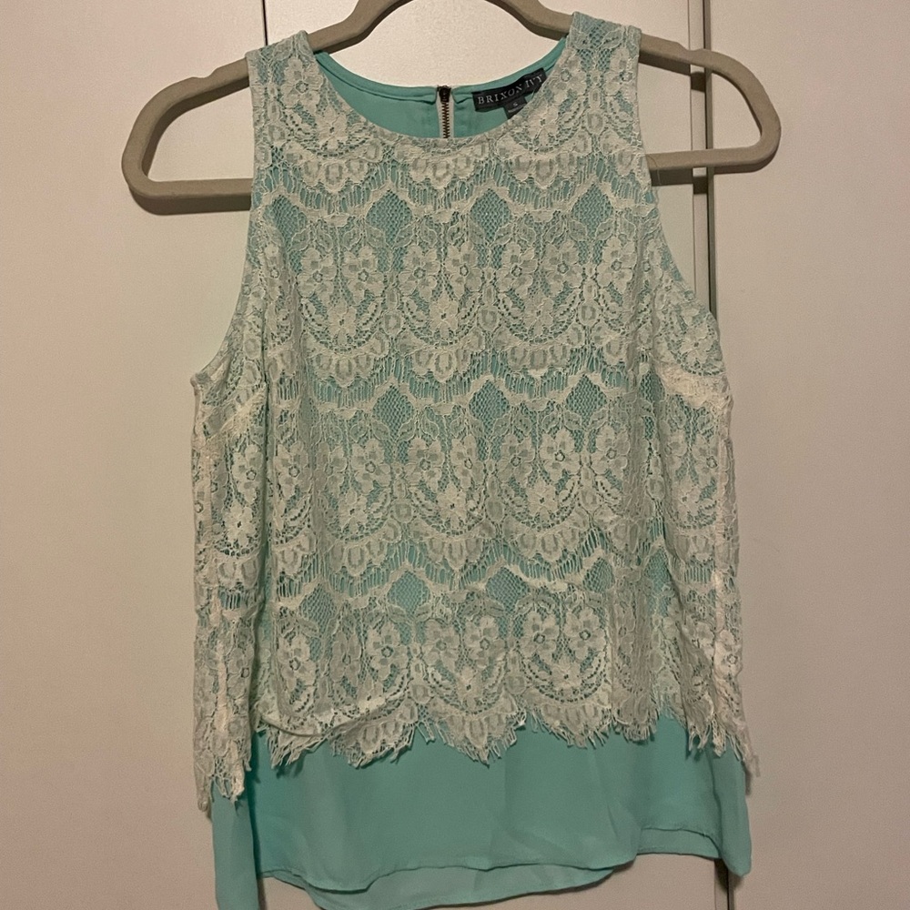 Brixon Ivy NWT lacy tank